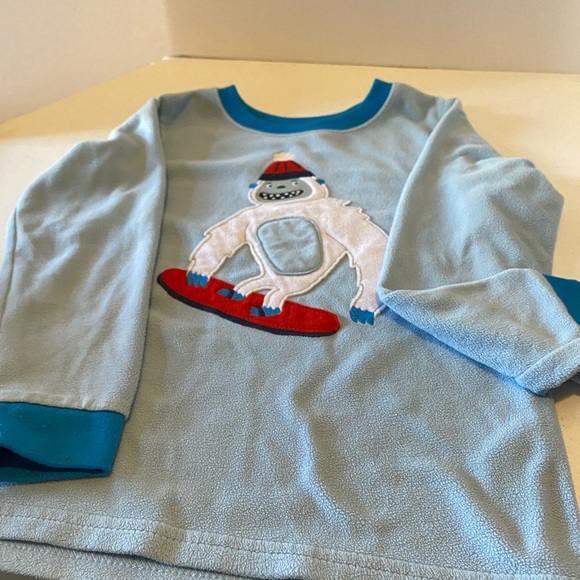 Blue Kids Pajamas with Yeti Design - Picture 4 of 4